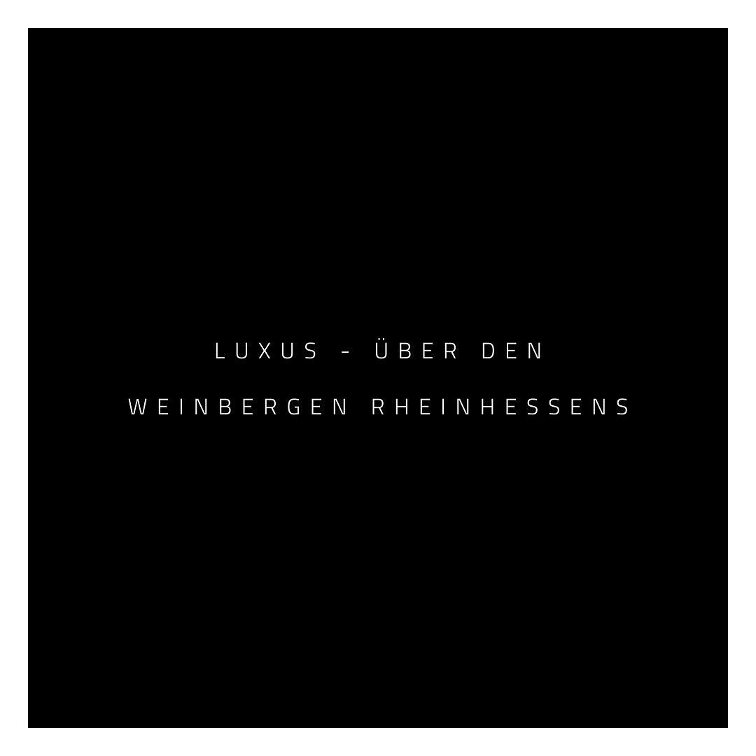 LORE - WALB. 
⠀⠀⠀⠀⠀⠀⠀⠀⠀
"Luxus über den Weinbergen Rheinhessens" lautet das Motto unseres nächsten Projekts auf dem Sonnenberg in Alzey. 
⠀⠀⠀⠀⠀⠀⠀⠀⠀
Wenn ihr einen Wunsch frei hättet, welchen Luxus-Traum würdet Ihr euch in eurem Eigenheim erfüllen? Dachterrasse? Sauna? 
⠀⠀⠀⠀⠀⠀⠀⠀⠀
#quadratundmeter #mhochzwei #allinone #lebensräumeneudefiniert #projektentwicklung #immobilienvermittlung #baufinanzierung #immobilien #realestate #hauskauf #hauskaufen #rheinhessen #alzey #mainz #niederolm #rheinlandpfalz #rheinhessen